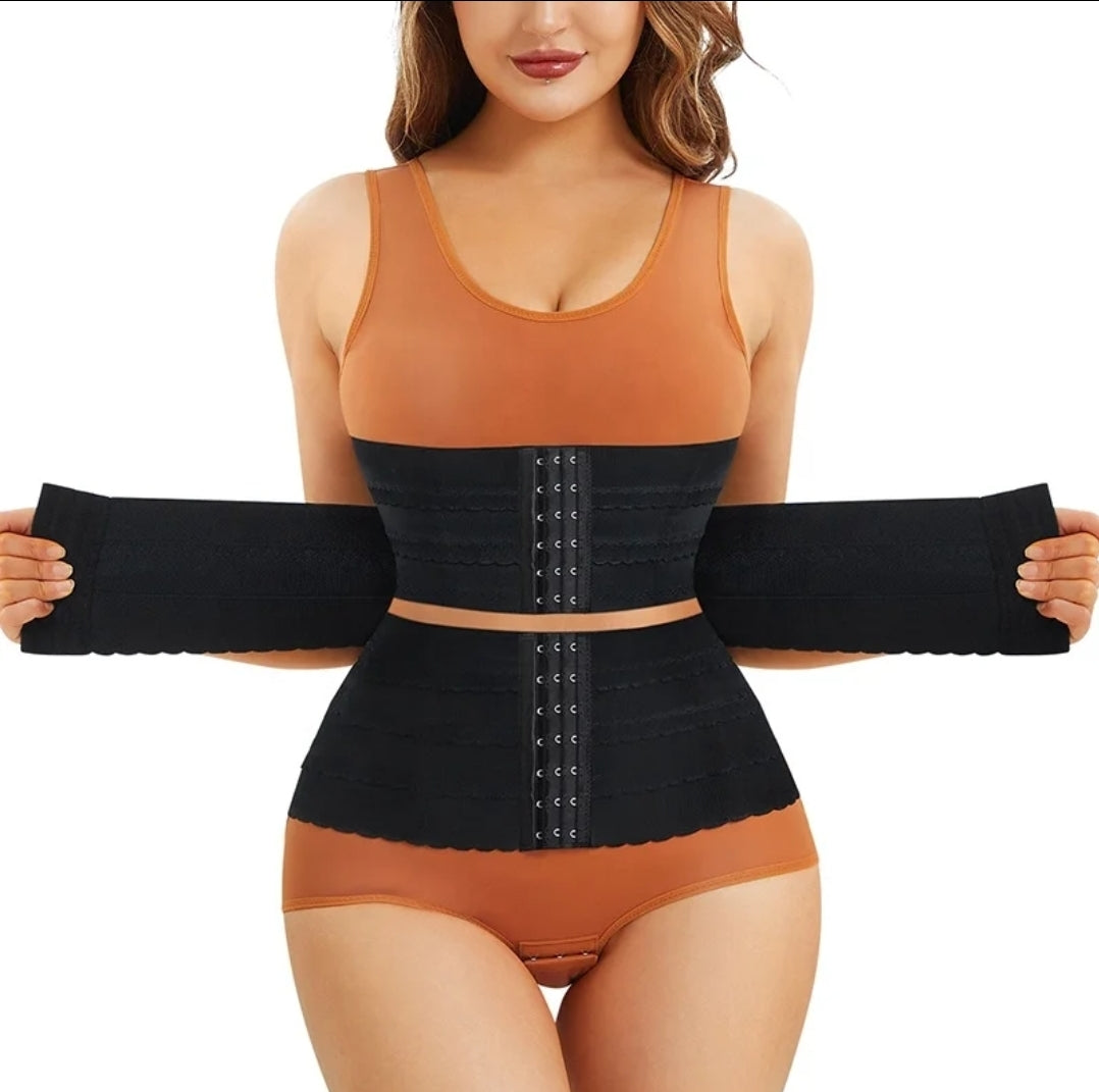 Strapup sweaty corset